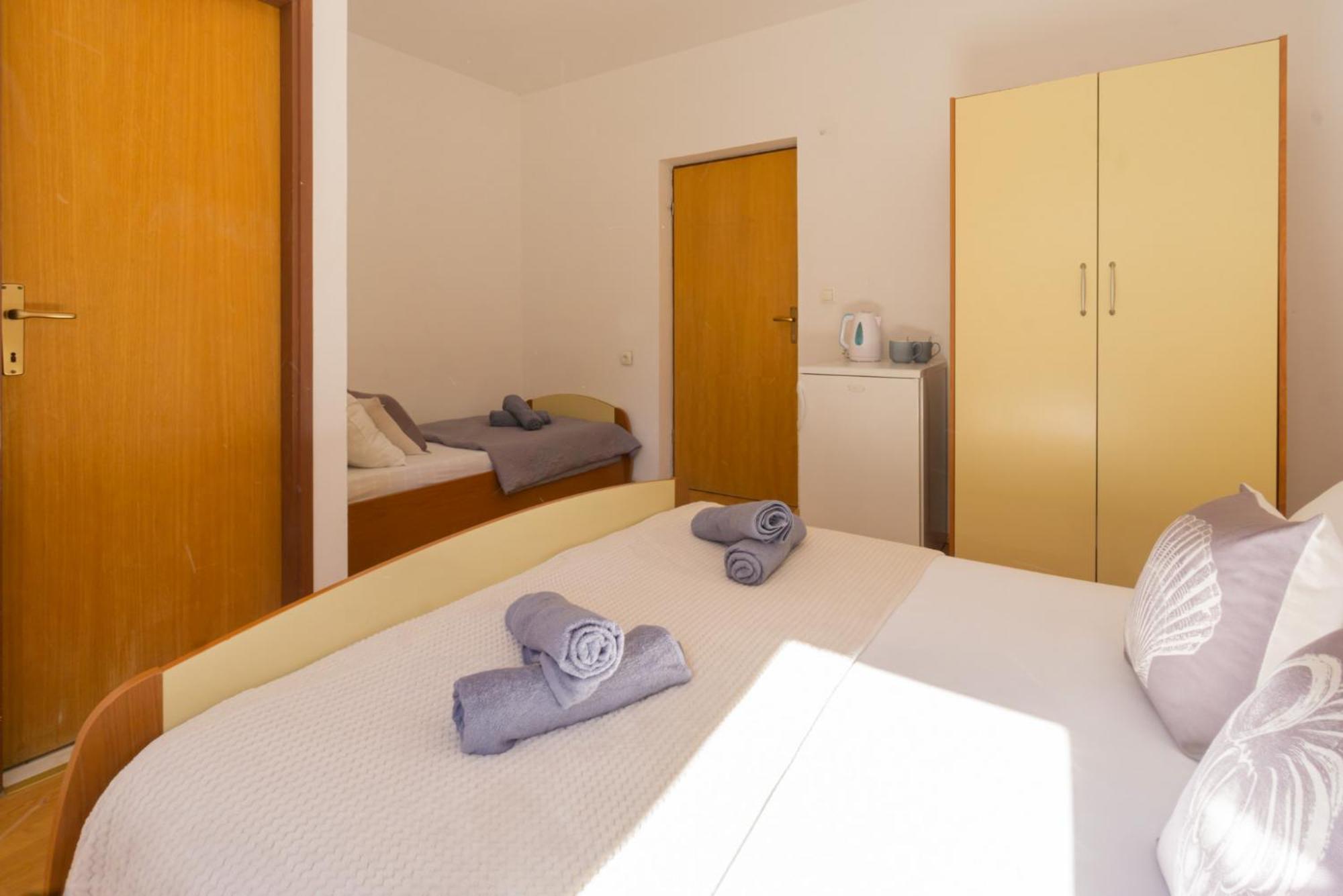 Apartment And Room Bacic Metajna Szoba fotó